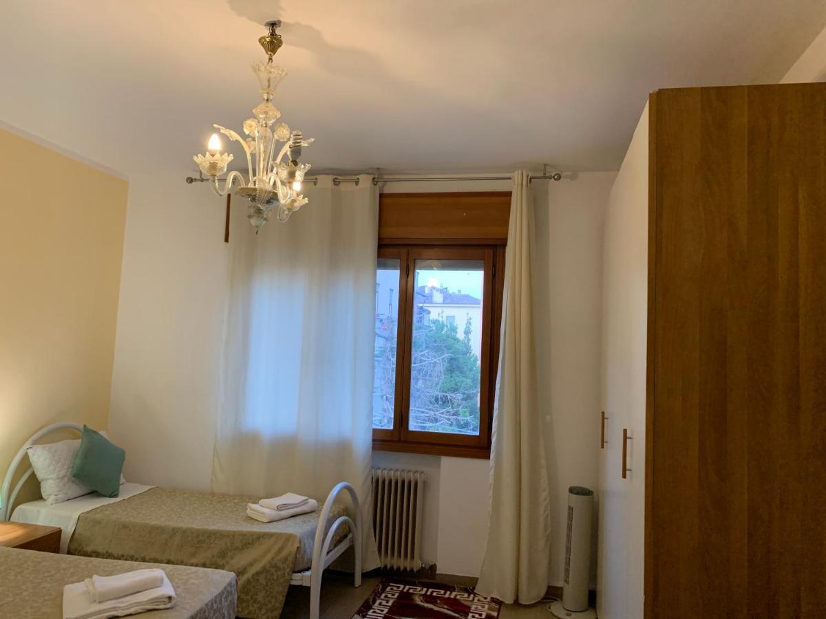 ميستر Venice Night Appartment المظهر الخارجي الصورة