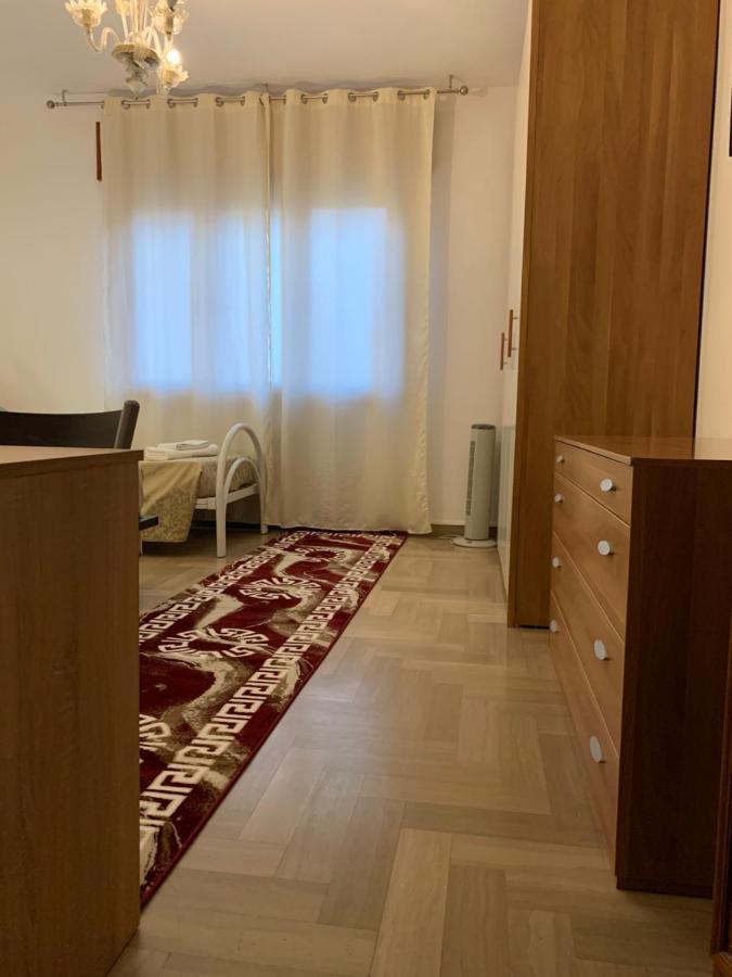ميستر Venice Night Appartment المظهر الخارجي الصورة