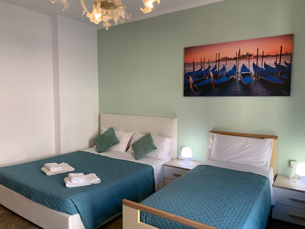ميستر Venice Night Appartment المظهر الخارجي الصورة